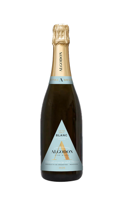 Bottle of Algodón Blanc sparkling wine on a white background